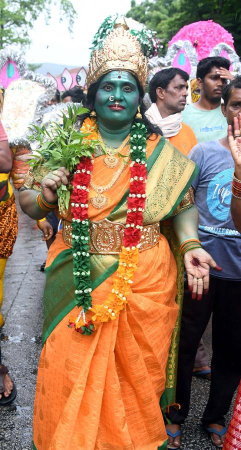 Tataiahgunta_20Gangamma_20Jatara_20in_20Tirupati_20Photos-_20_2835_29.jpg 35