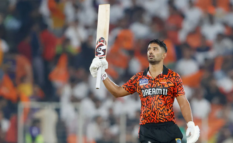 Kolkata_20Knight_20Riders_20vs_20Sunrisers_20Hyderabad_20Qualifier_201_20Photos_20_287_29.jpg 12