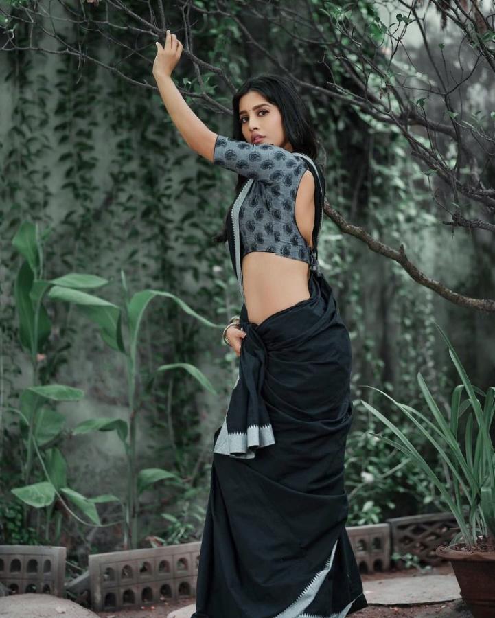 NabhaNatesh-08.jpg 9