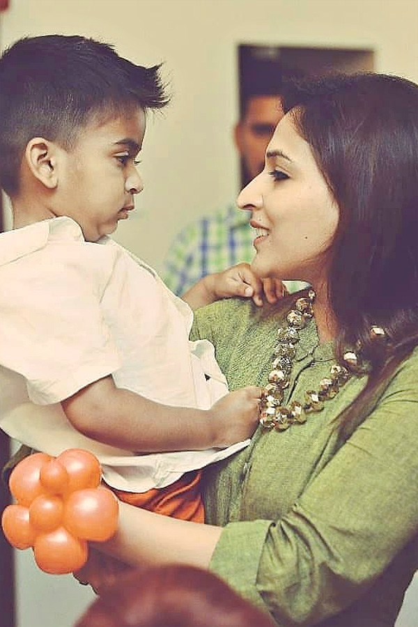 Rajinikanth_20attends_20his_20grandson_20Ved_20birthday_20party_20Photos_20_289_29.jpg 10