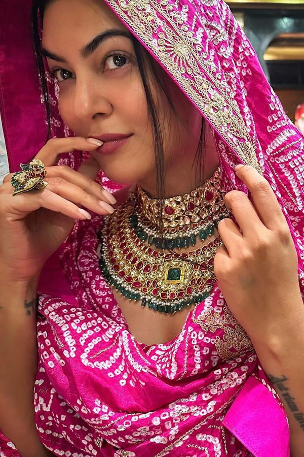 Sushmita-Sen-18_1.jpg 18