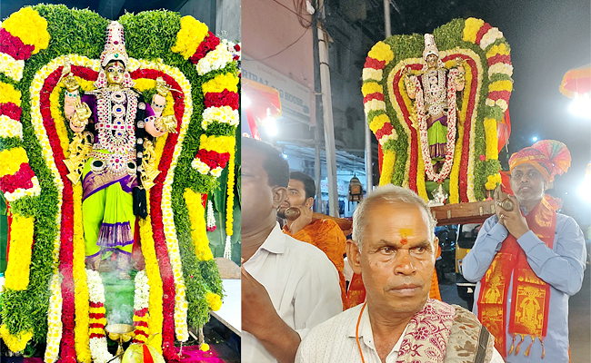 Vasavi-Kanyaka-Parameswari.jpg