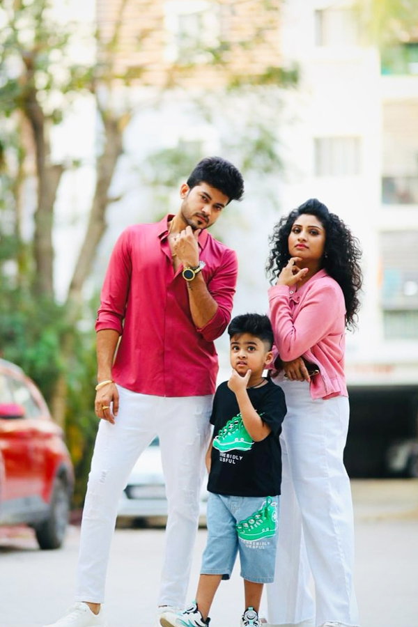Vishnu-Priya_Siddhardh-Varma-11.jpg 12
