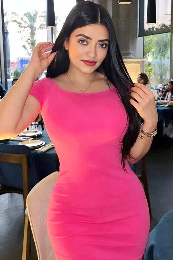 Actress_20Ashi_20Roy_20Busted_20For_20Being_20Present_20At_20Bengalurus_20Rave_20Party_20Photos_20_289_29.jpg 10