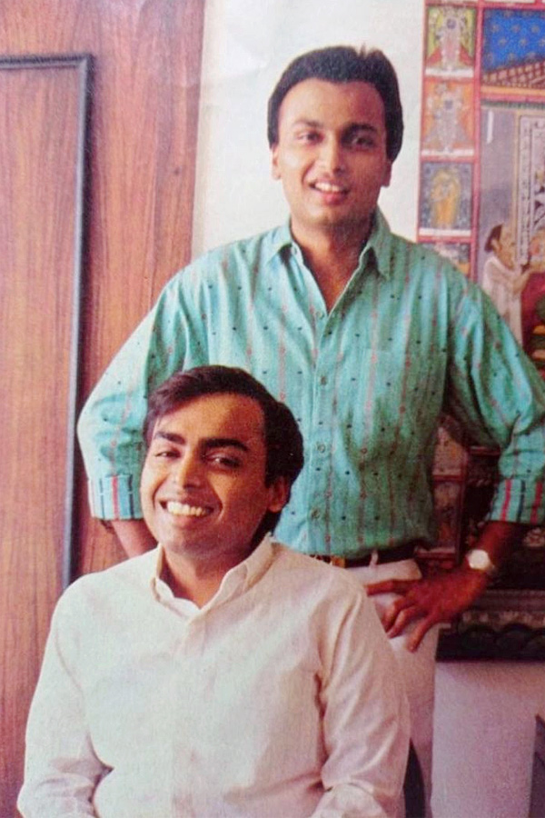 Interesting_20Facts_20About_20Business_20Man_20Anil_20Ambani_20Photos_20_286_29.jpg 7
