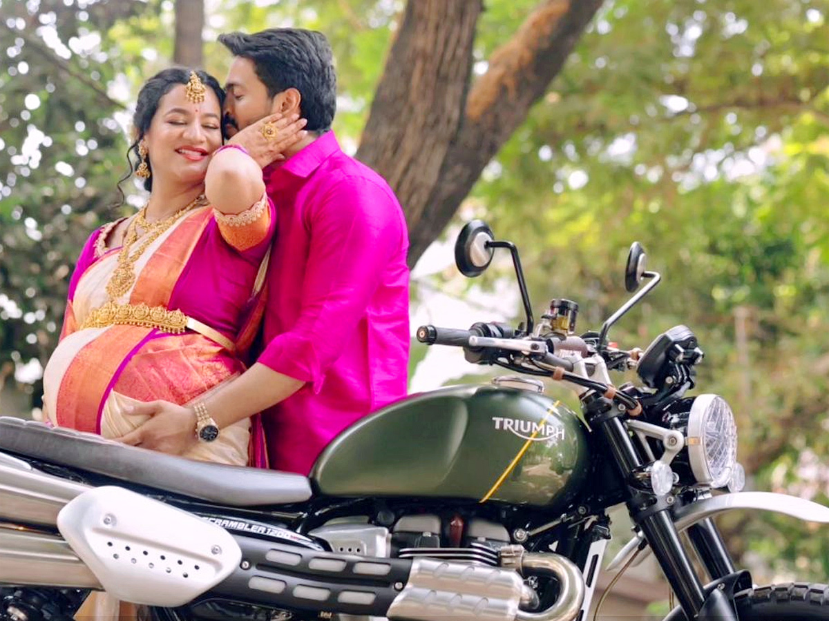 Kannada_20actors_20Darshak_20Gowda_20and_20Shilpa_20Ravi_20welcome_20baby_20boy_20Photos_20_2814_29.jpg 4