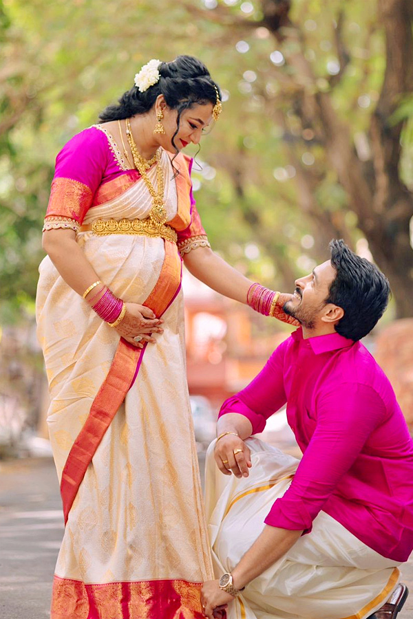 Kannada_20actors_20Darshak_20Gowda_20and_20Shilpa_20Ravi_20welcome_20baby_20boy_20Photos_20_2816_29.jpg 6