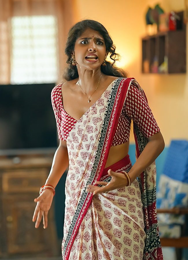 Sri_20Lakshmi_20Satish_20Hot_20HD_20Photos-_20_2811_29.jpg 11