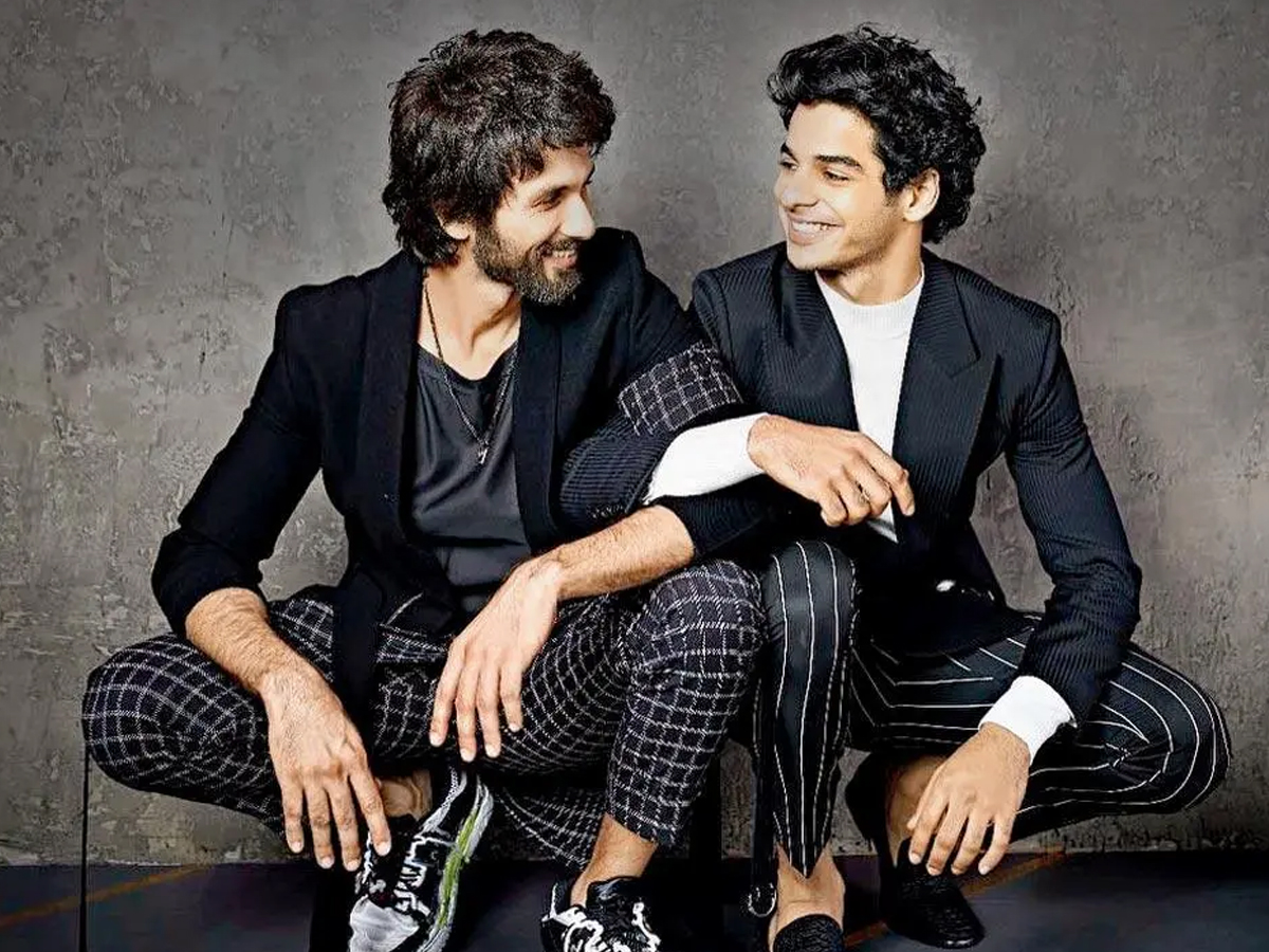 10._E2_80_8BShahid-Kapoor_Ishaan-Khatter.jpg 11