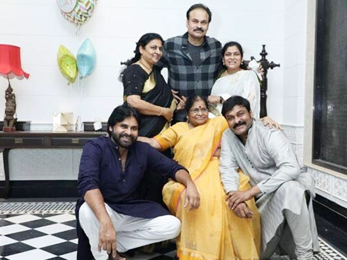 6.Mega-Family.jpg 7