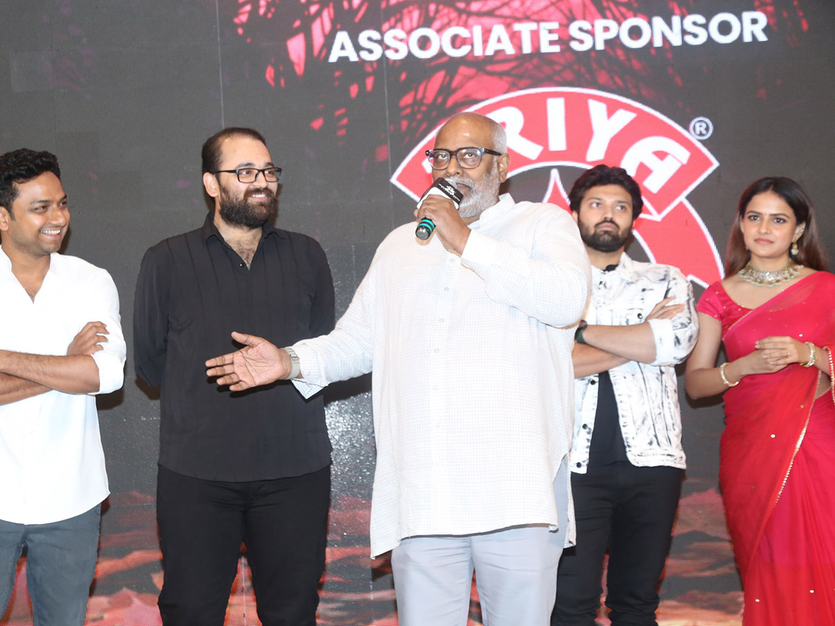 Love_20Me_20Movie_20Pre_20Release_20Function_20Photos-4.jpg 4