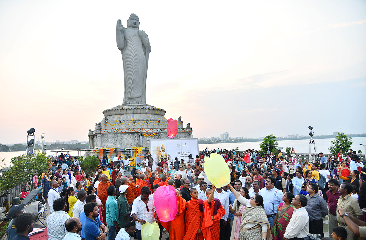 buddha_20purnima_20celebration_20in_20hyderabad-1.jpg 1