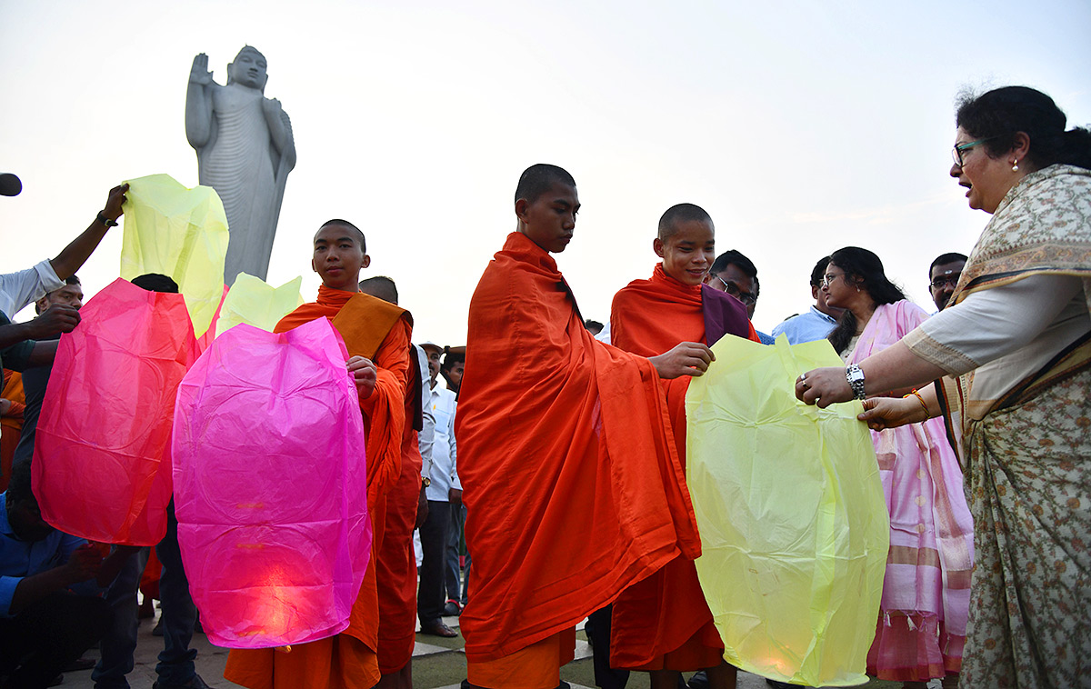 buddha_20purnima_20celebration_20in_20hyderabad-17.jpg 17