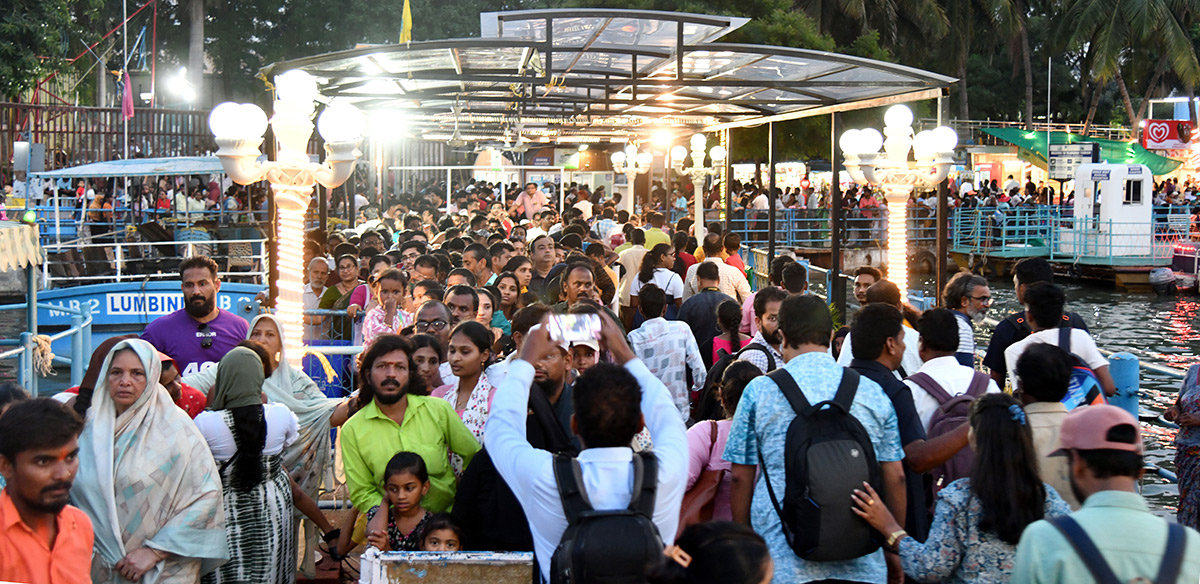 buddha_20purnima_20celebration_20in_20hyderabad-5.jpg 5