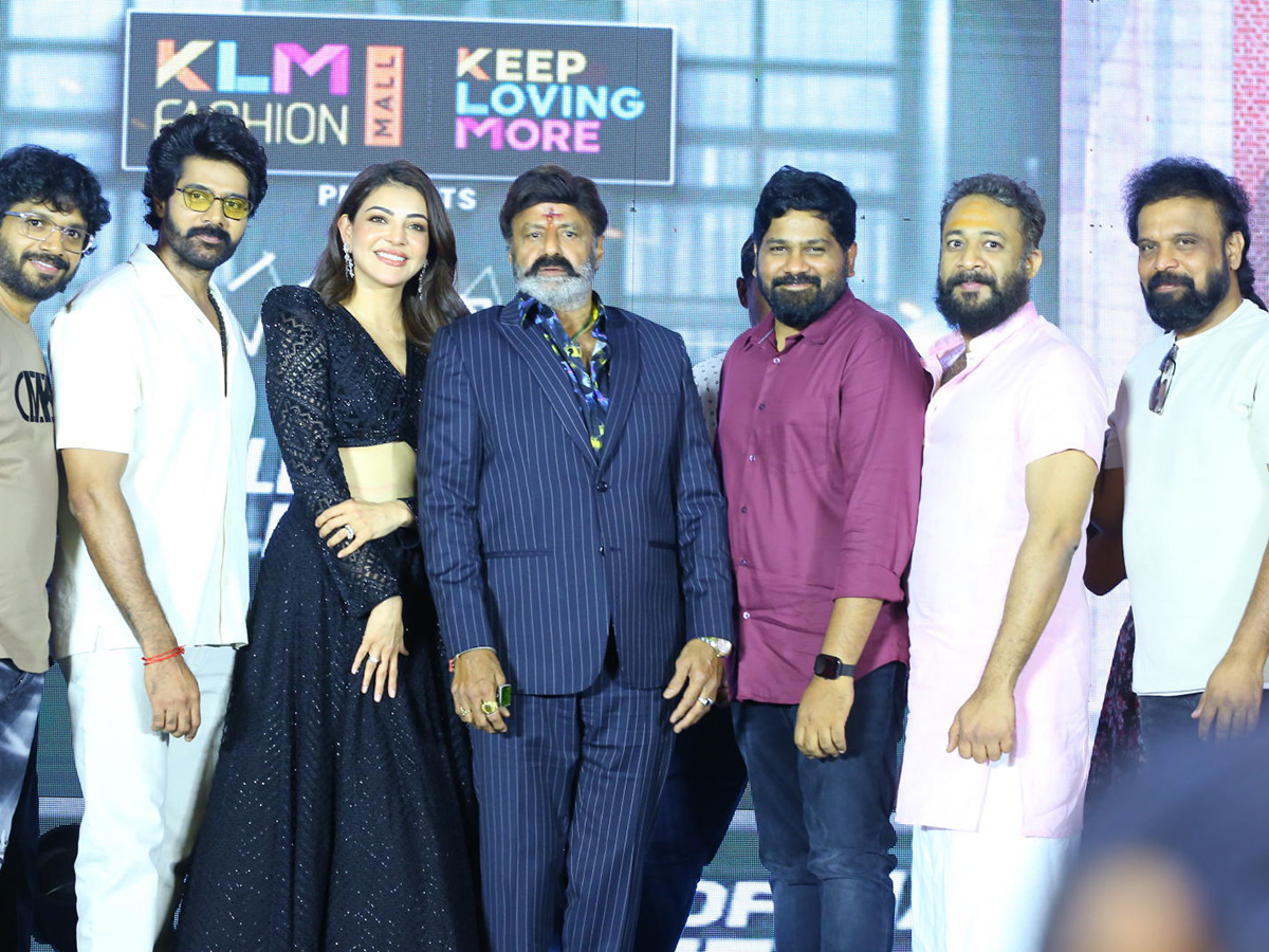 Kajal_20Aggarwal_20Satyabhama_20Trailer_20launch_20event_20Photos-_20_286_29.jpg 6