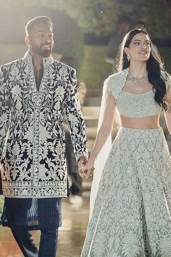 Natasha_20responds_20to_20rumours_20of_20divorce_20with_20Hardik_20Pandya_20Photos_20_285_29.jpg 6