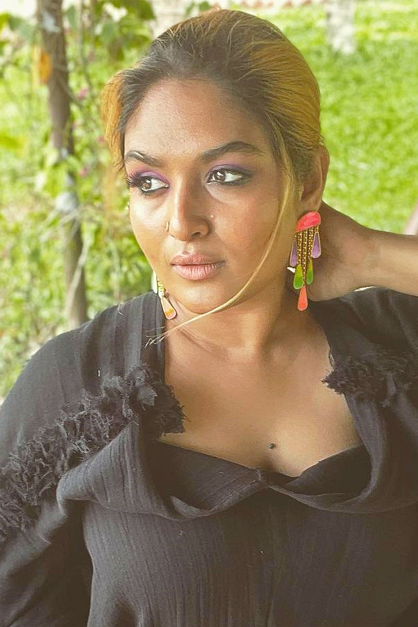 Prayaga_20Martin_20Latest_20Photos_20_2810_29.jpg 11