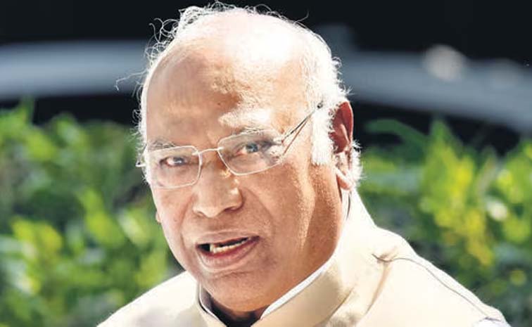 kharge_0.jpg
