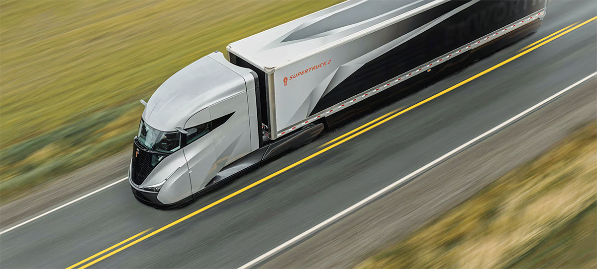 Kenworth_20unveiled_20a_20sleek_20looking_20SuperTruck_202_20at_20Advanced_20Clean_20Transport_20expo-_20_288_29.jpg 8
