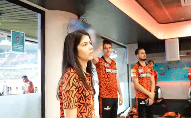 kavya2.gif