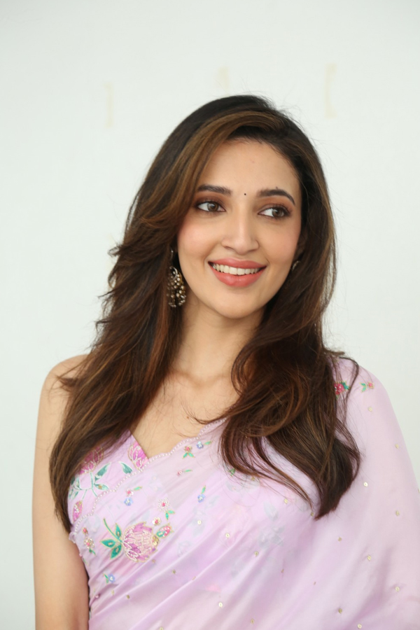Neha-Shetty-6.jpg 7