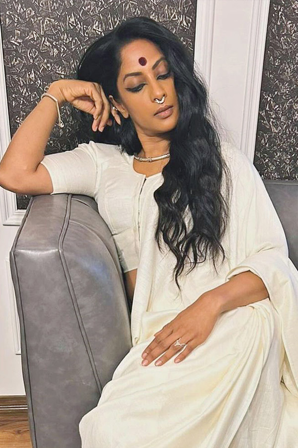 Sriya_20reddy_20amazing_20look_20_285_29.jpg 13