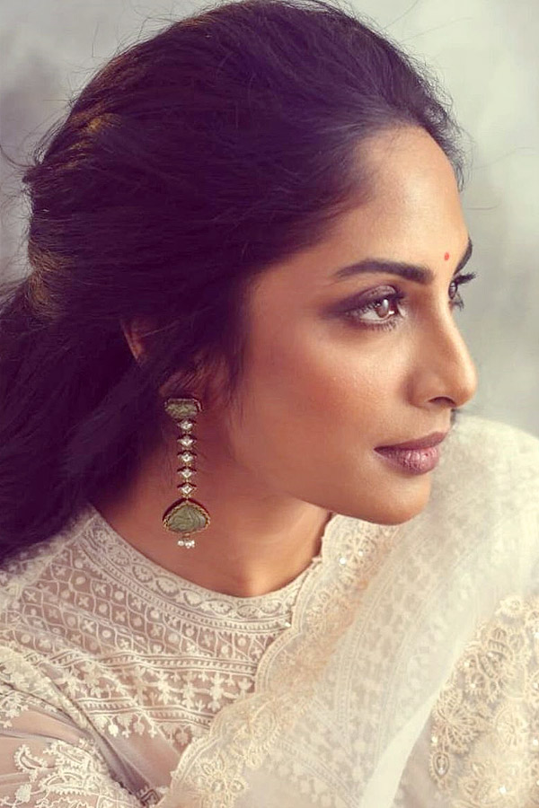 Sriya_20reddy_20amazing_20look_20_289_29.jpg 5