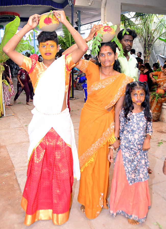 Gangamma_20Jatara_20Tataiahgunta_20in_20Tirupati-20.jpg 18