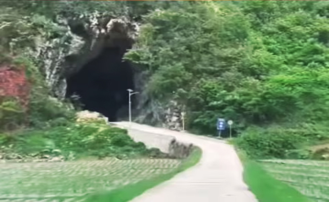 Tunnel.jpg