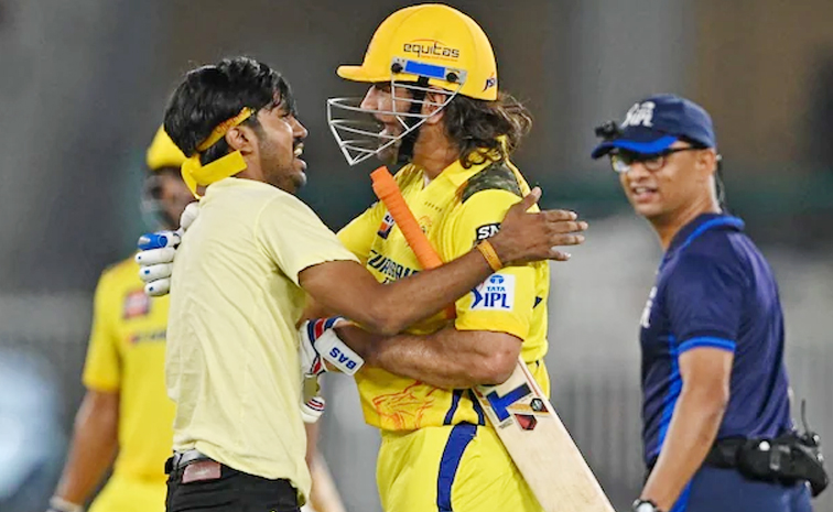 dhoni2.jpg
