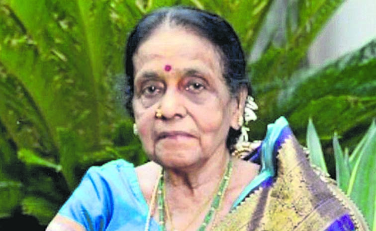 30LAXMI_20BAI.jpg