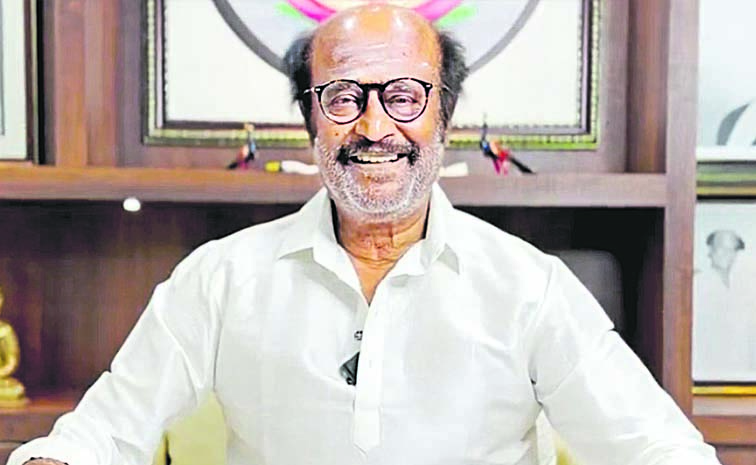 Rajinikanth_20white.jpg