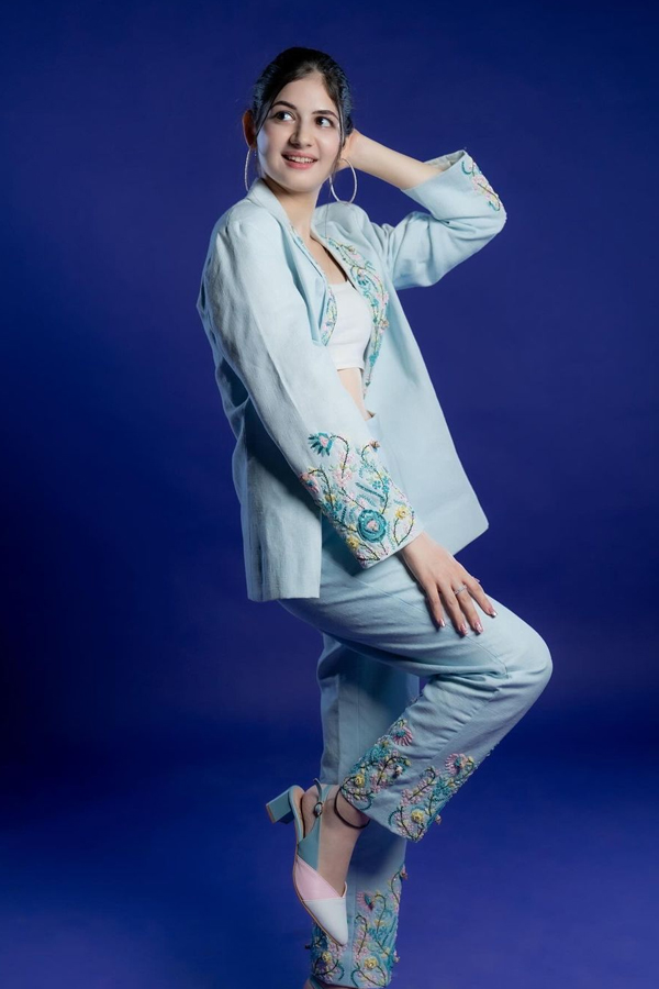 Harshaalii-Malhotra-33.jpg 33