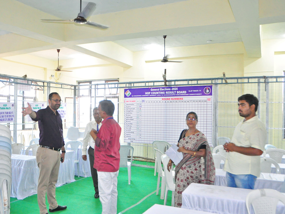 High_20Security_20Arrangements_20at_20Counting_20Centers_20In_20Andhra_20pradesh_20_2812_29_0.jpg 13