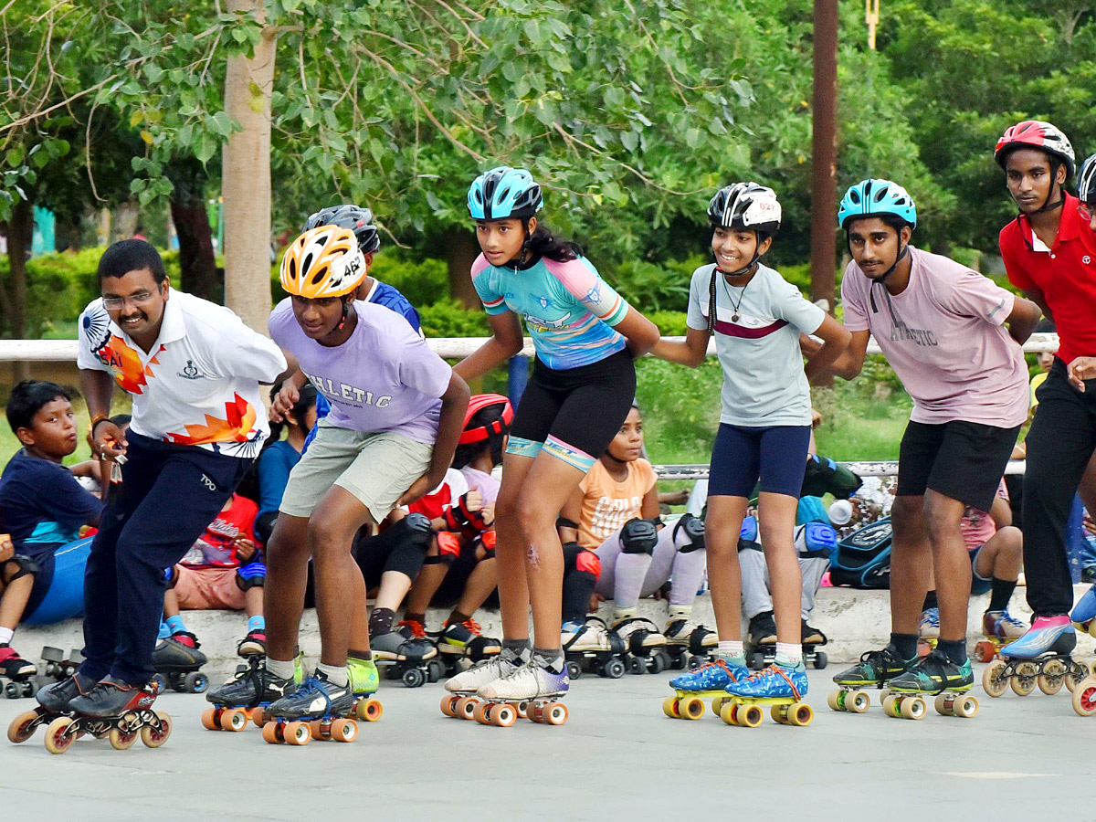 Best_20Photos_20of_20The_20Day_20in_20AP_20and_20Telangana_20Photo_20Gallery_20_289_29_0.jpg 9