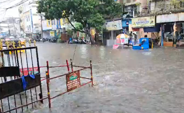 hyd_rains_17.jpg 17