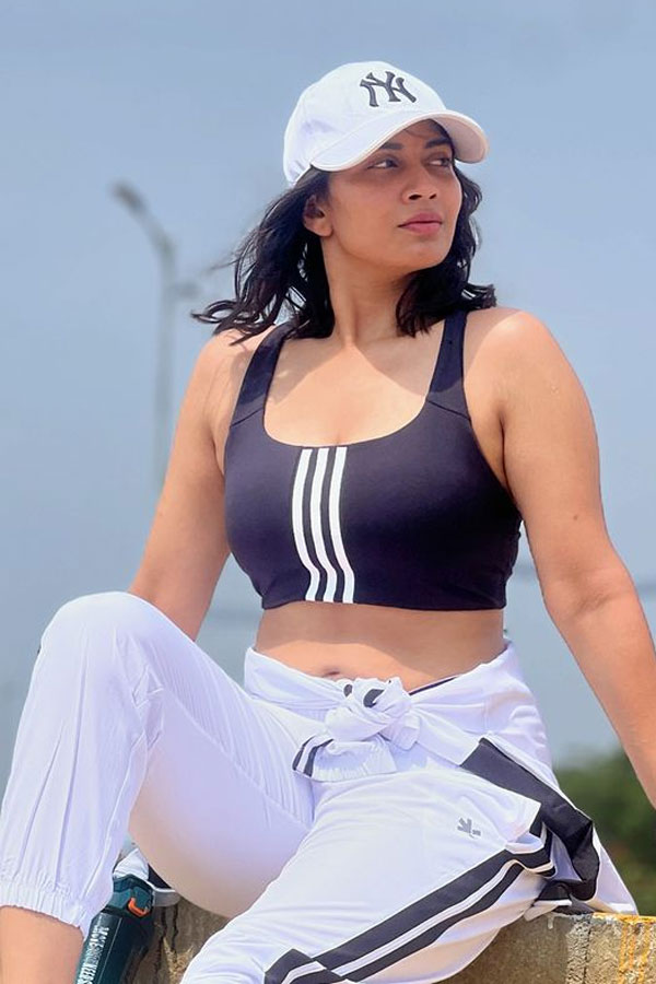 inaya10.jpg 8