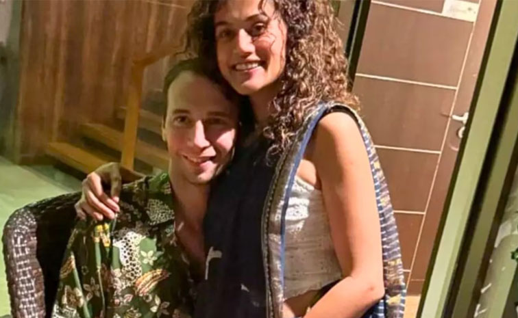 tapsee.jpg