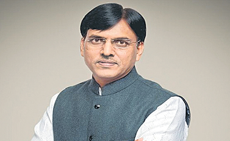 MANSUKH_MANDAVIYA1.jpg