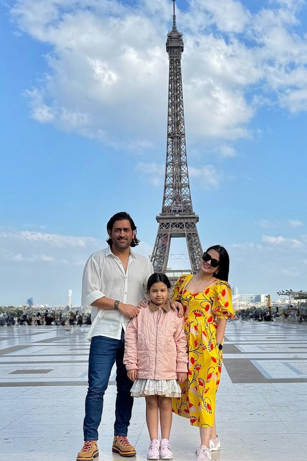 MS-Dhoni-1.jpg 2