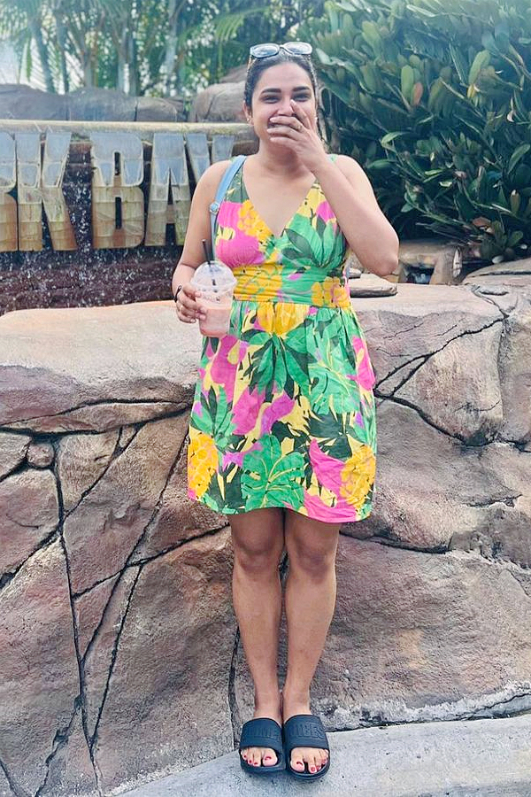 Actress_20Hariteja_20latest_20modern_20look_20photos_20_282_29.jpg 8