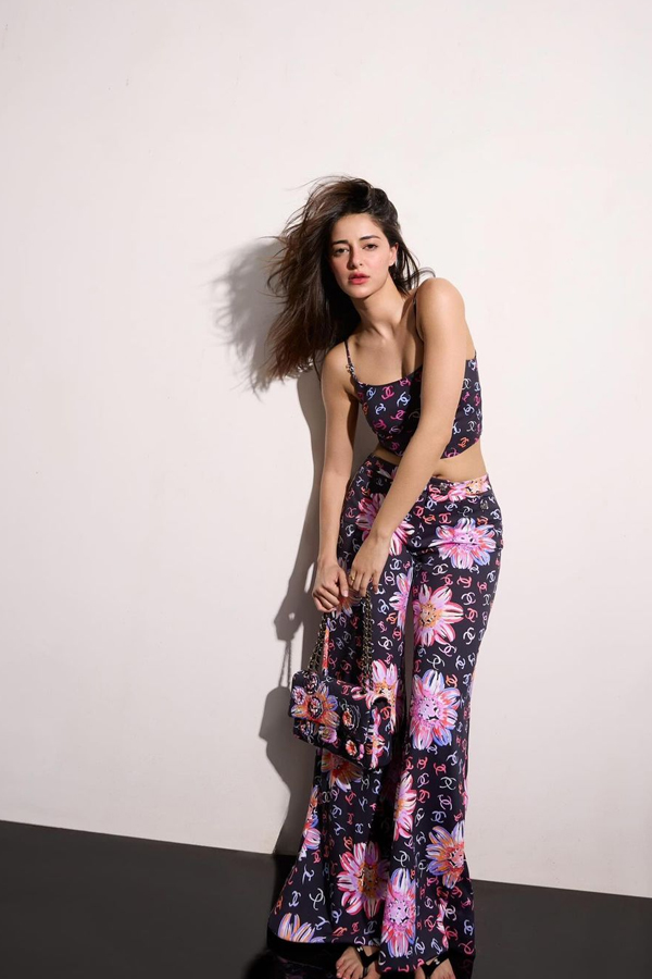 Ananya-Panday-11.jpg 12