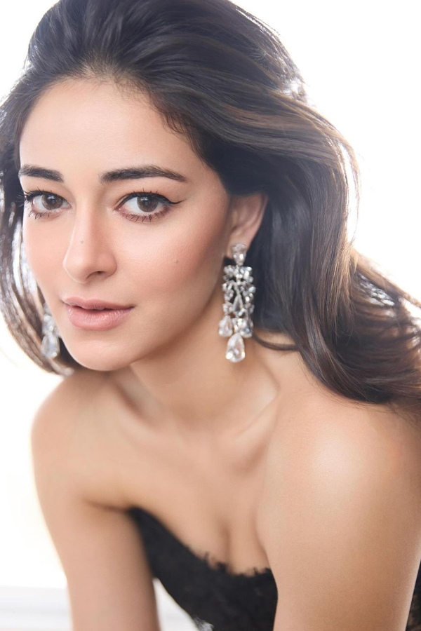 Ananya-Panday-4.jpg 5