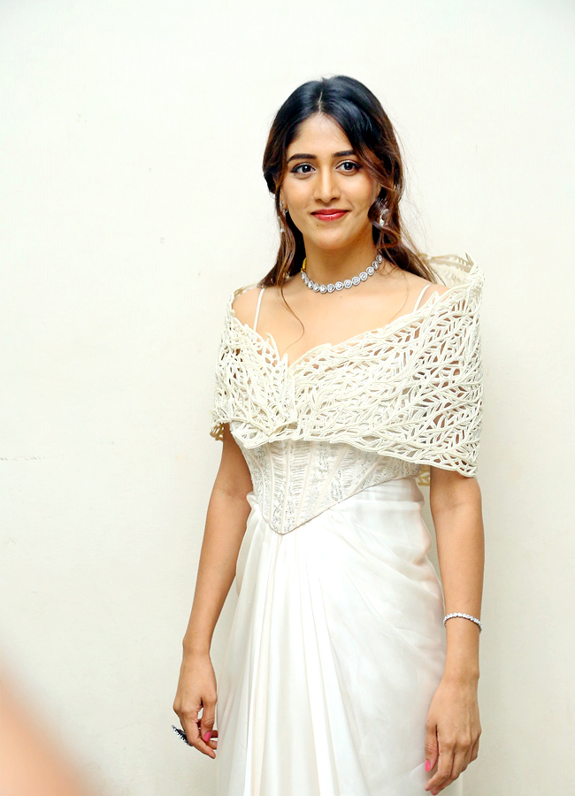 Chandini_Chowdary_04.jpg 5