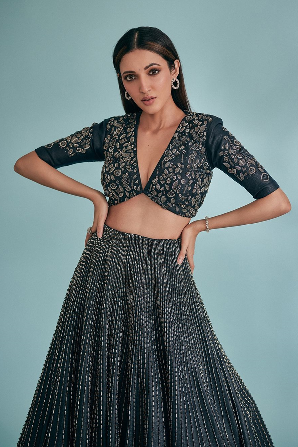 Neha-Shetty-11.jpg 12