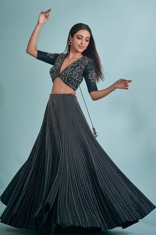 Neha-Shetty-14.jpg 15