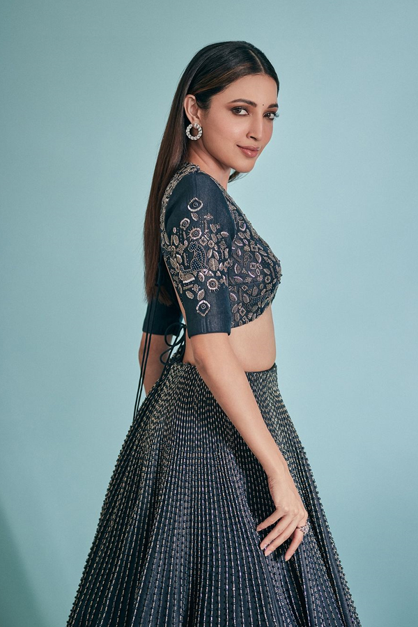 Neha-Shetty-15.jpg 16