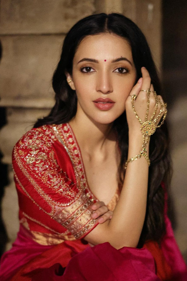Neha-Shetty-17.jpg 18