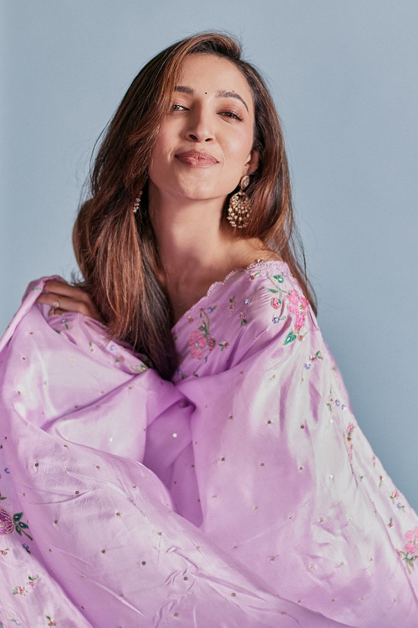 Neha-Shetty-9.jpg 10