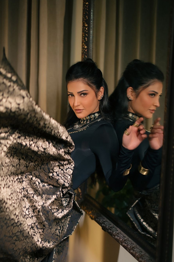 Shruti-Haasan-4.jpg 5